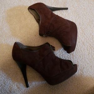 G by Guess Brown Ankle Booties Size 6.5